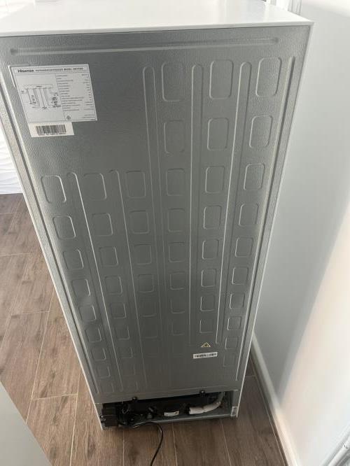 Second-hand Hisense 205L Top Mount Fridge - Photo 8)