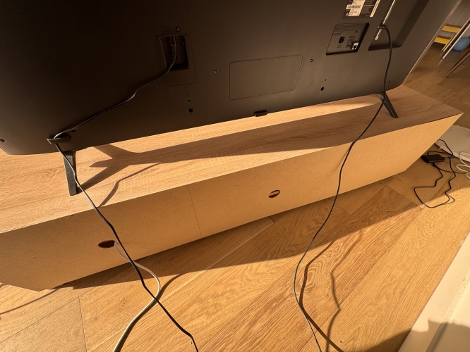 Second-hand IKEA Entertainment Unit - Photo 8)
