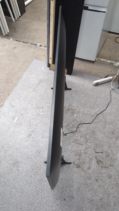 Second-hand Samsung 55\" Smart TV - Photo 8)