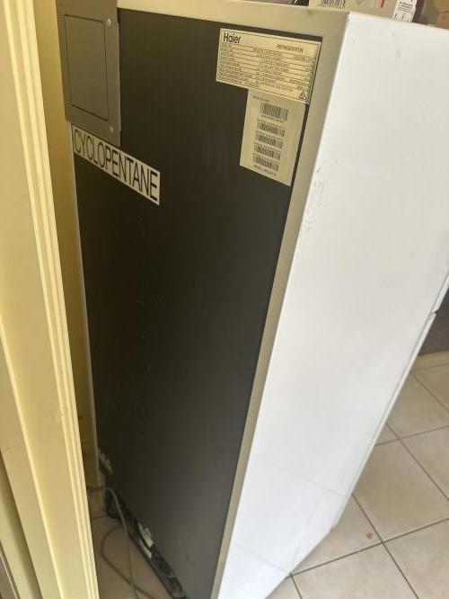 Second-hand Haier 221L Top Mount Fridge - Photo 9)
