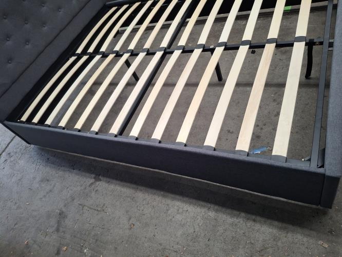 Second-hand Queen Size Bed Frame - Photo 9)